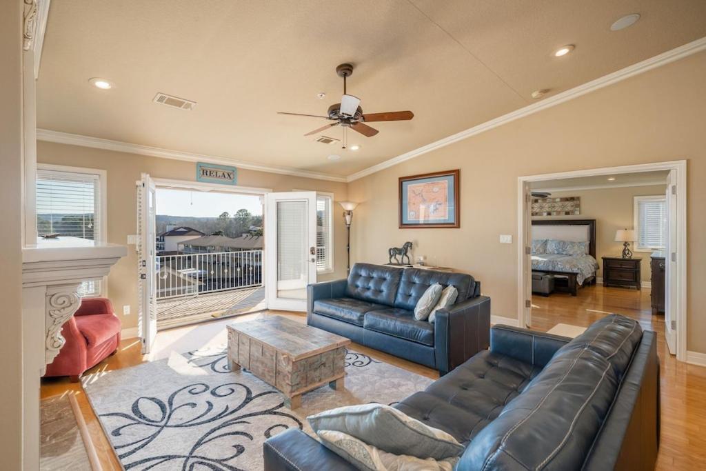 Views!! Luxury Condo W/Gourmet Kitchen, Breathtaking Views Lake Hamilton Exteriér fotografie