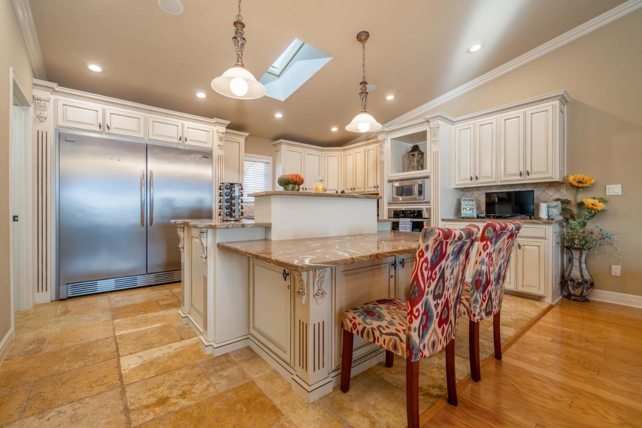 Views!! Luxury Condo W/Gourmet Kitchen, Breathtaking Views Lake Hamilton Exteriér fotografie
