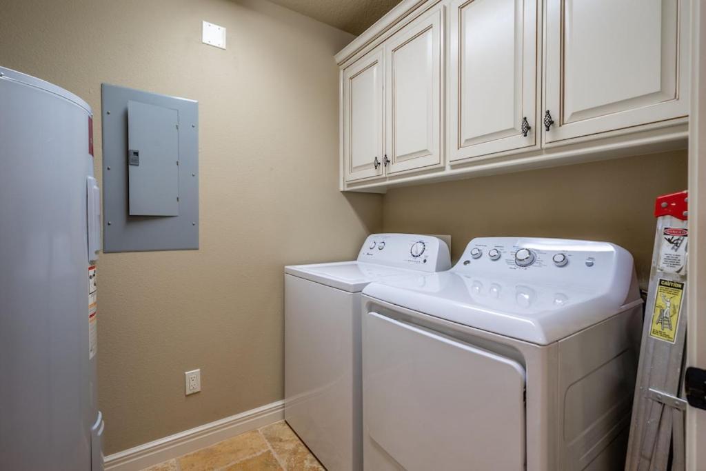 Views!! Luxury Condo W/Gourmet Kitchen, Breathtaking Views Lake Hamilton Exteriér fotografie